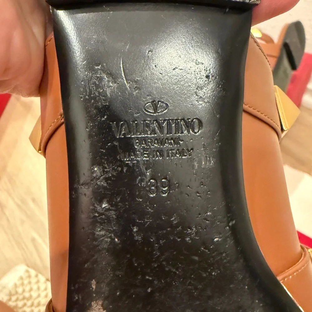 Valentino brown tan large rockstud flat sandal 39 - Picture 7 of 9